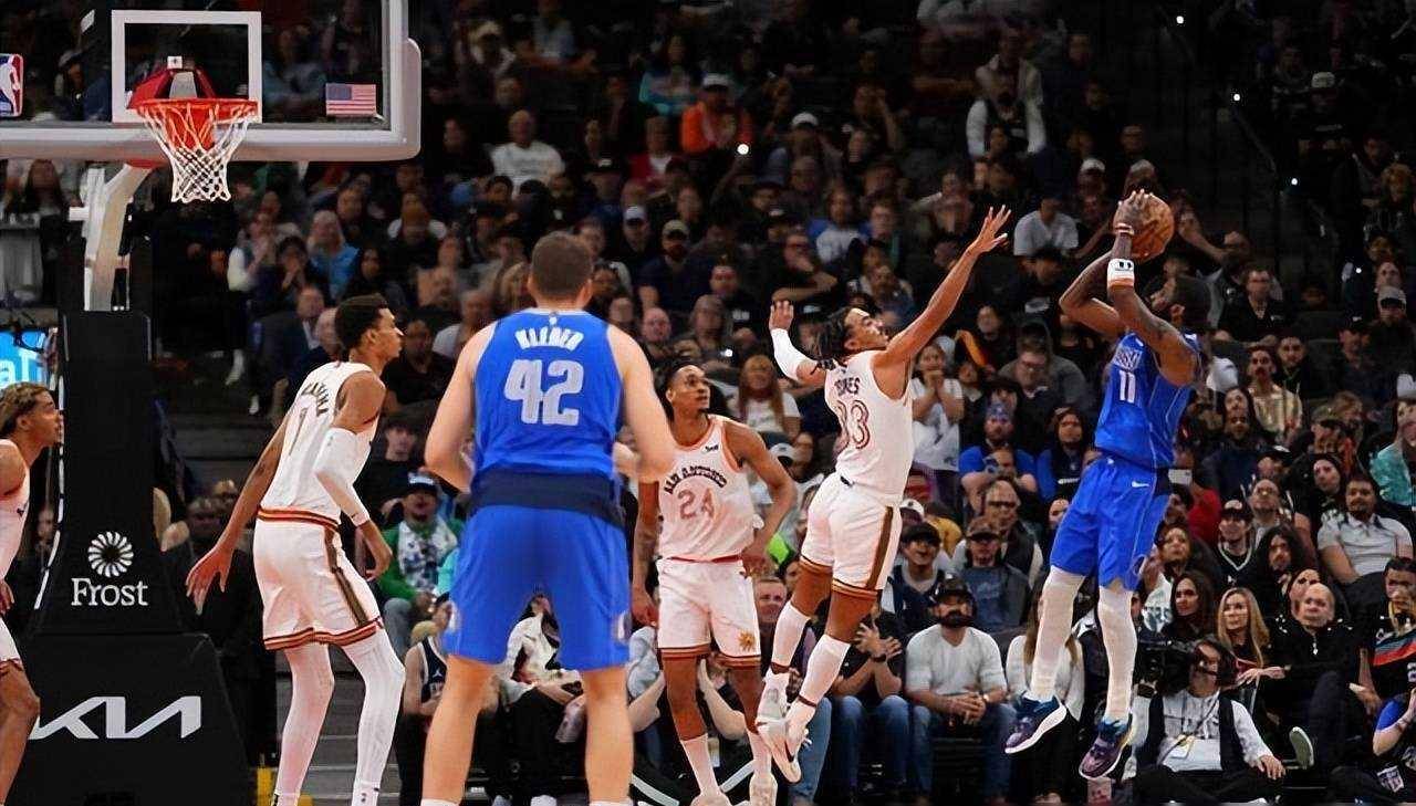 独行侠险胜小牛,东契奇贡献三双 独行侠险胜小牛,东契奇贡献三双