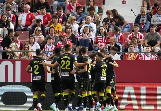 小组赛出奇迹:黑马球队的逆袭之路 小组赛出奇迹:黑马球队的逆袭之路