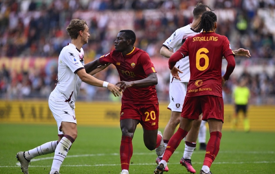 意甲球队备战欧联杯,目标突破淘汰赛 意甲球队备战欧联杯,目标突破淘汰赛