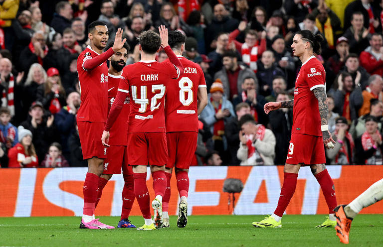 传奇比赛:曼联迎战利物浦的对决! 传奇比赛:曼联迎战利物浦的对决!