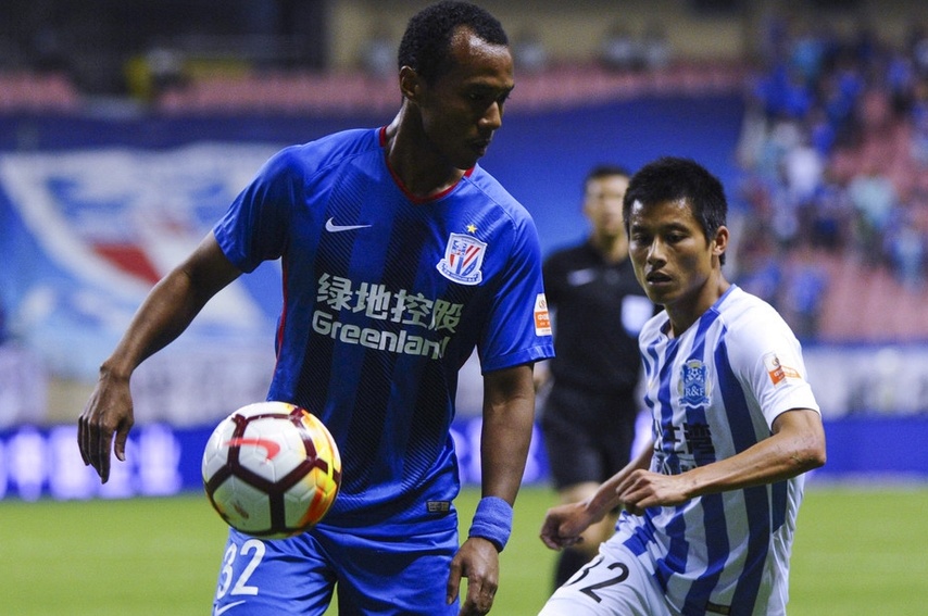 广州富力后防漏洞频现,主帅提出调整要求 广州富力后防漏洞频现,主帅提出调整要求