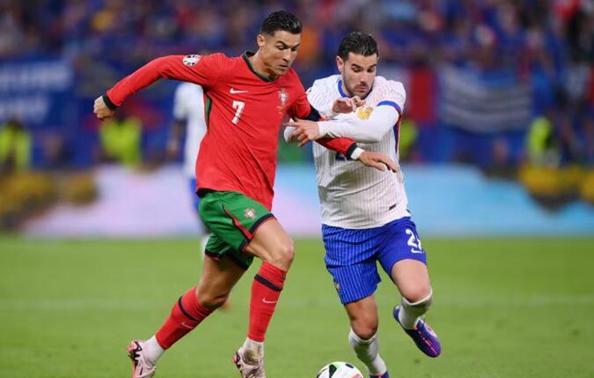 西班牙经过点球大战晋级半决赛,与德国争夺决赛席位 西班牙经过点球大战晋级半决赛,与德国争夺决赛席位