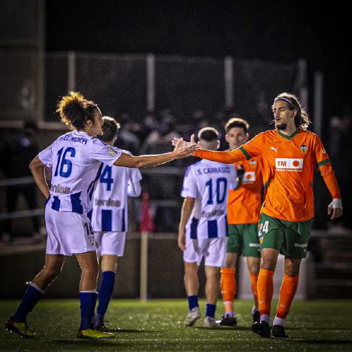 瓦伦西亚险胜比赛,连胜期间 瓦伦西亚险胜比赛,连胜期间