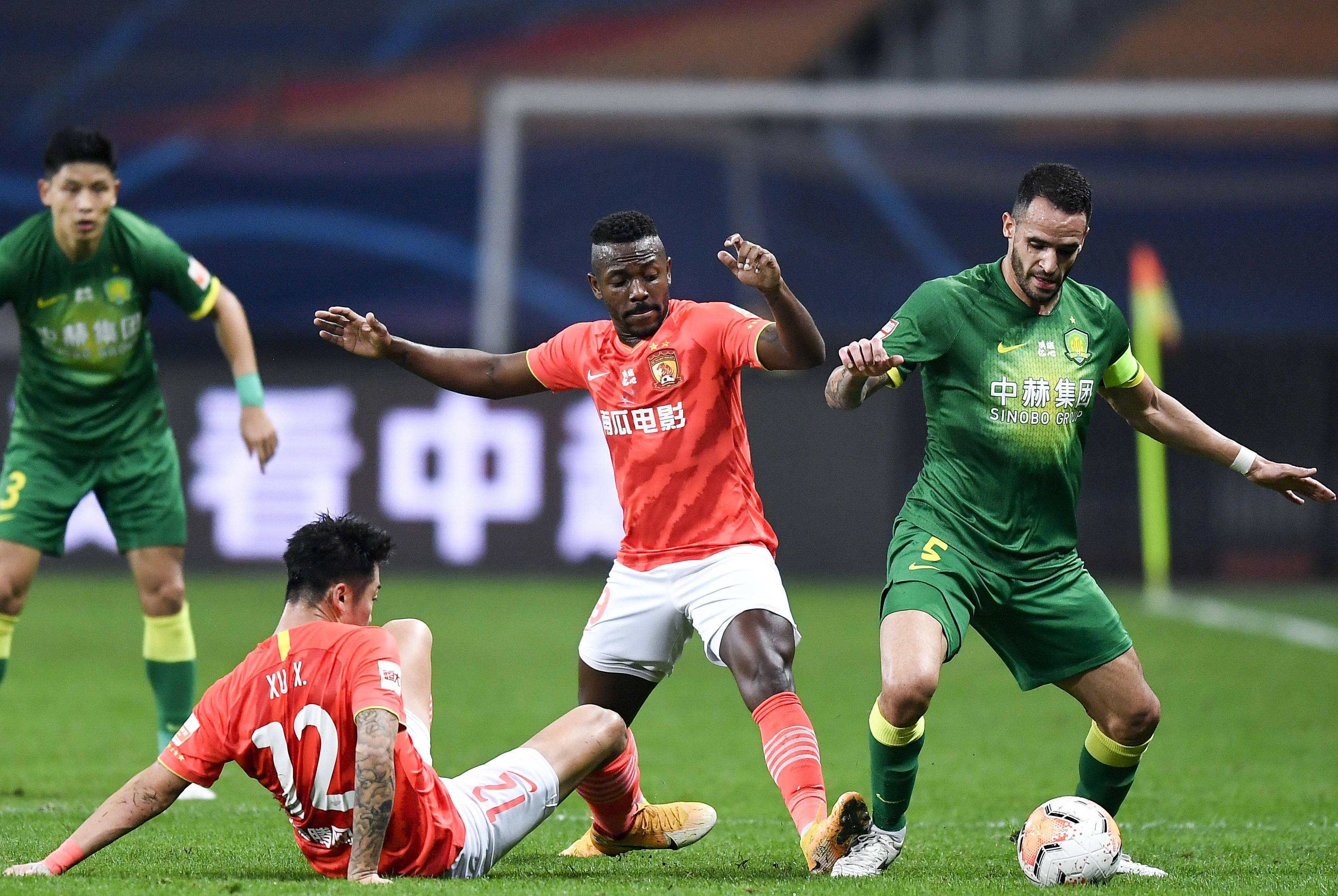 恒大取胜信心十足,战胜对手保持不败 恒大取胜信心十足,战胜对手保持不败