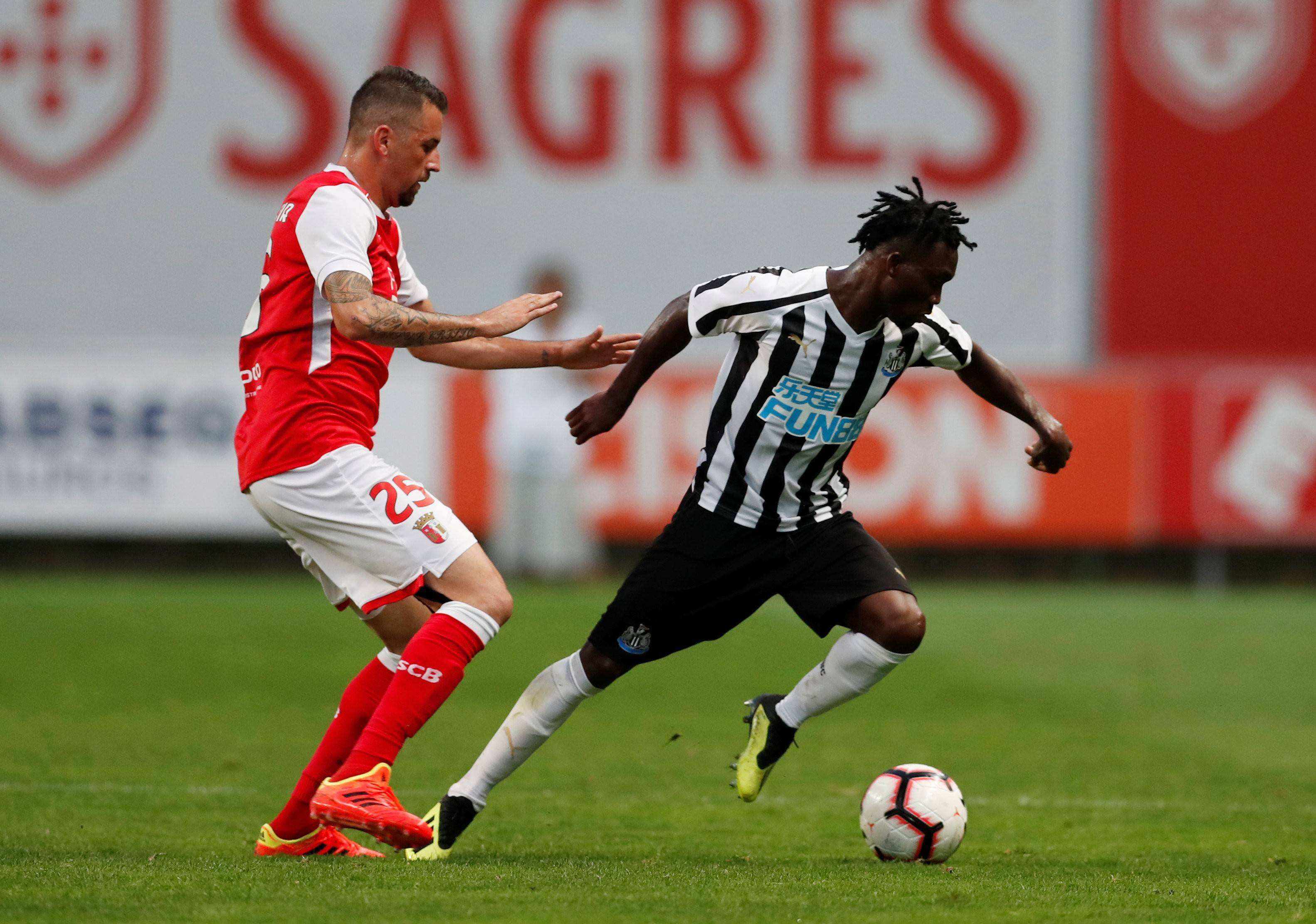 葡萄牙主场击败保加利亚,保持小组第一 葡萄牙主场击败保加利亚,保持小组第一