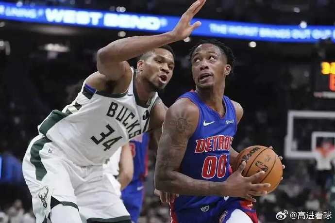 雄鹿全队发威,轻松击败活塞 雄鹿全队发威,轻松击败活塞