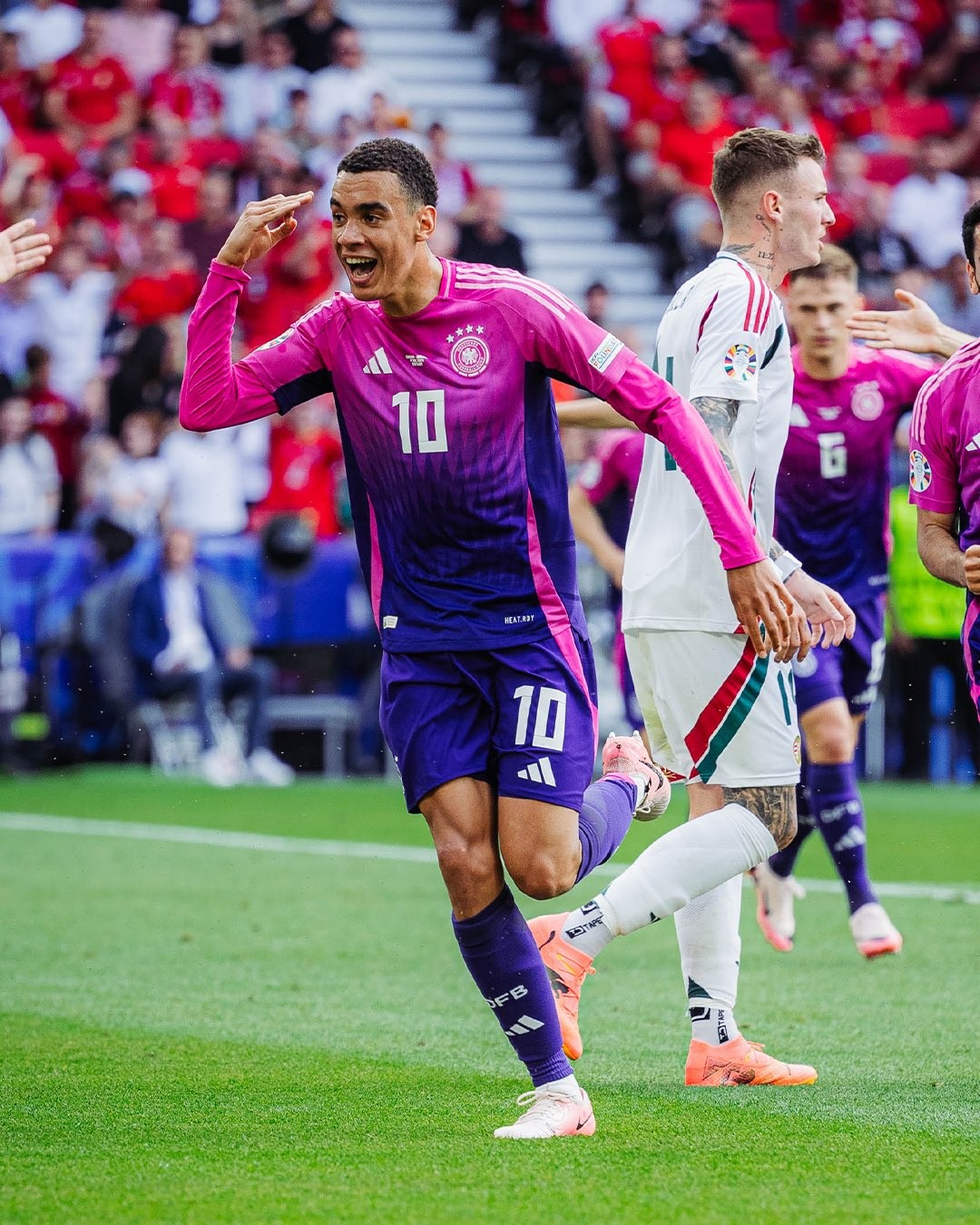 斯图加特队新赛季表现持续低迷,球迷心急 斯图加特队新赛季表现持续低迷,球迷心急