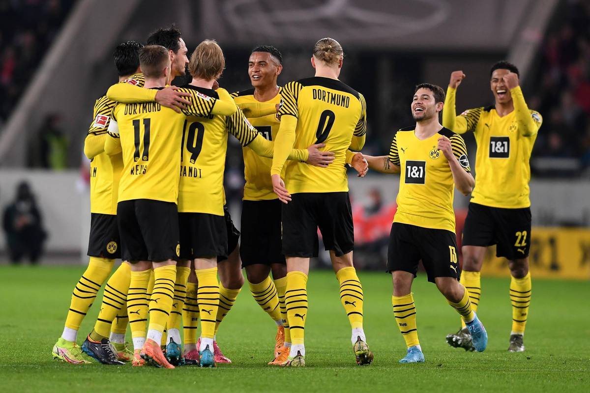 多特蒙德强势突围,淘汰对手晋级下一轮 多特蒙德强势突围,淘汰对手晋级下一轮