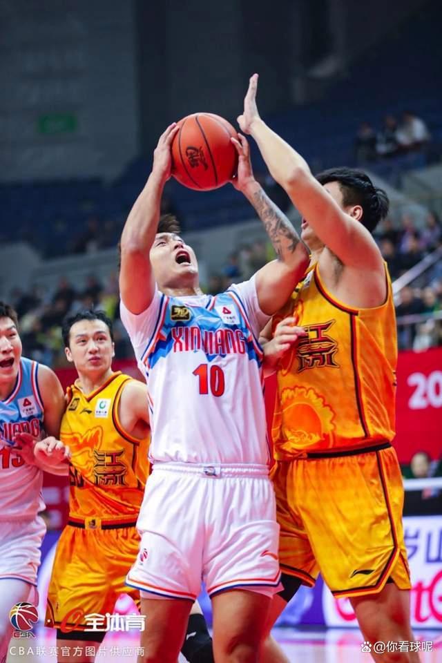 江苏男篮力克四川队,晋级半决赛 江苏男篮力克四川队,晋级半决赛