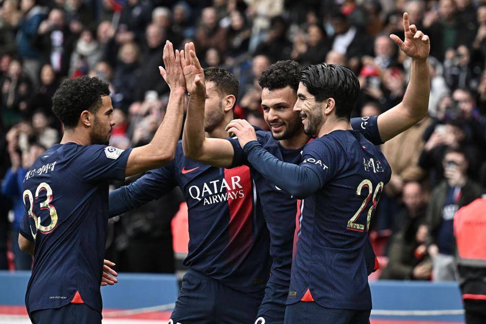 巴黎圣日耳曼疯狂引援,欧冠冠军铁军已经崛起 巴黎圣日耳曼疯狂引援,欧冠冠军铁军已经崛起