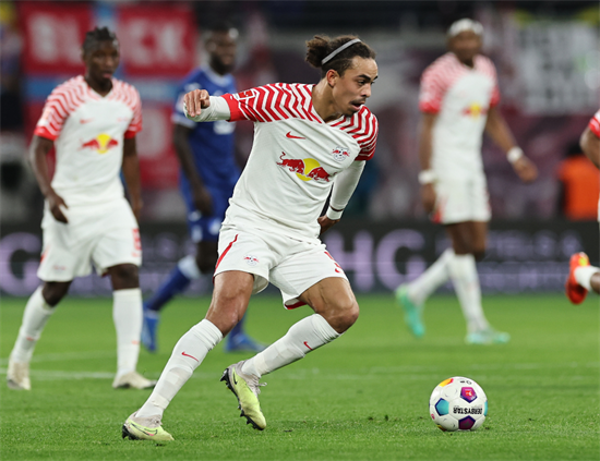 AC米兰逆转拜仁慕尼黑,主场2-1莱比锡 AC米兰逆转拜仁慕尼黑,主场2-1莱比锡