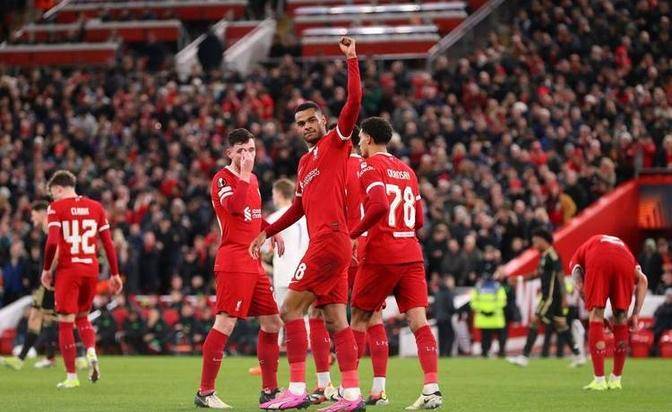 利物浦客场逆袭,小组较勇争第一位 利物浦客场逆袭,小组较勇争第一位