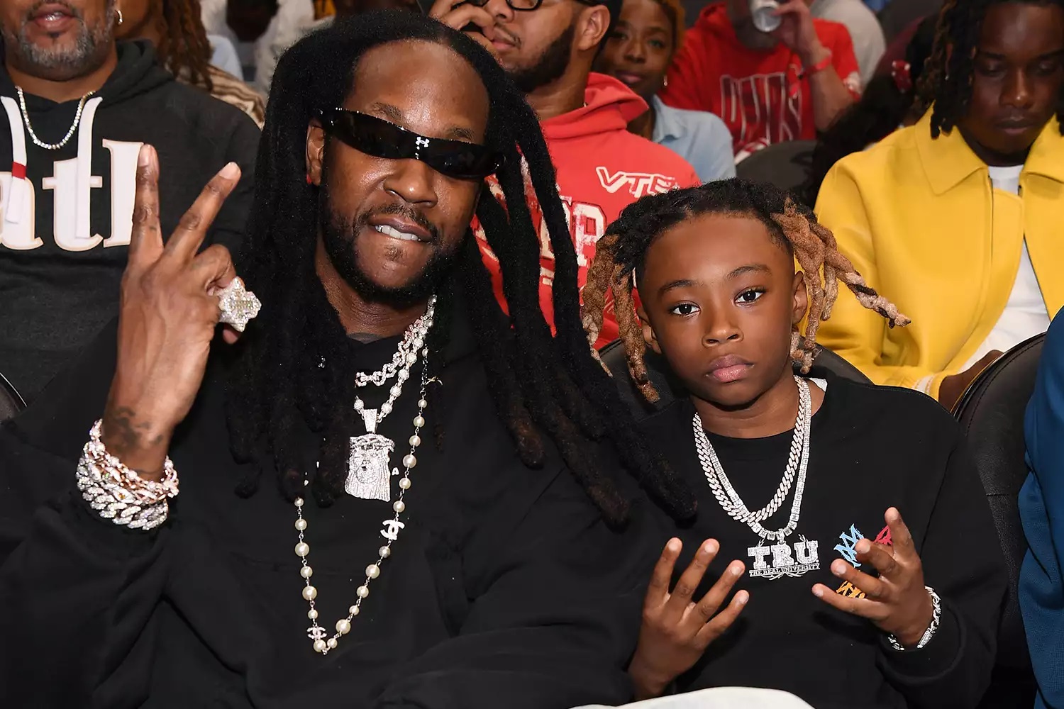 小牛队战胜老鹰队,实力碾压对手 小牛队战胜老鹰队,实力碾压对手