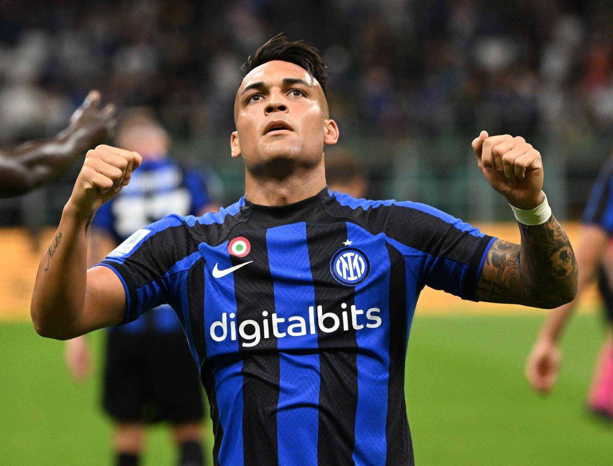 阿贾克斯队内部传言欲购入意甲巨星,引发球迷热议 阿贾克斯队内部传言欲购入意甲巨星,引发球迷热议