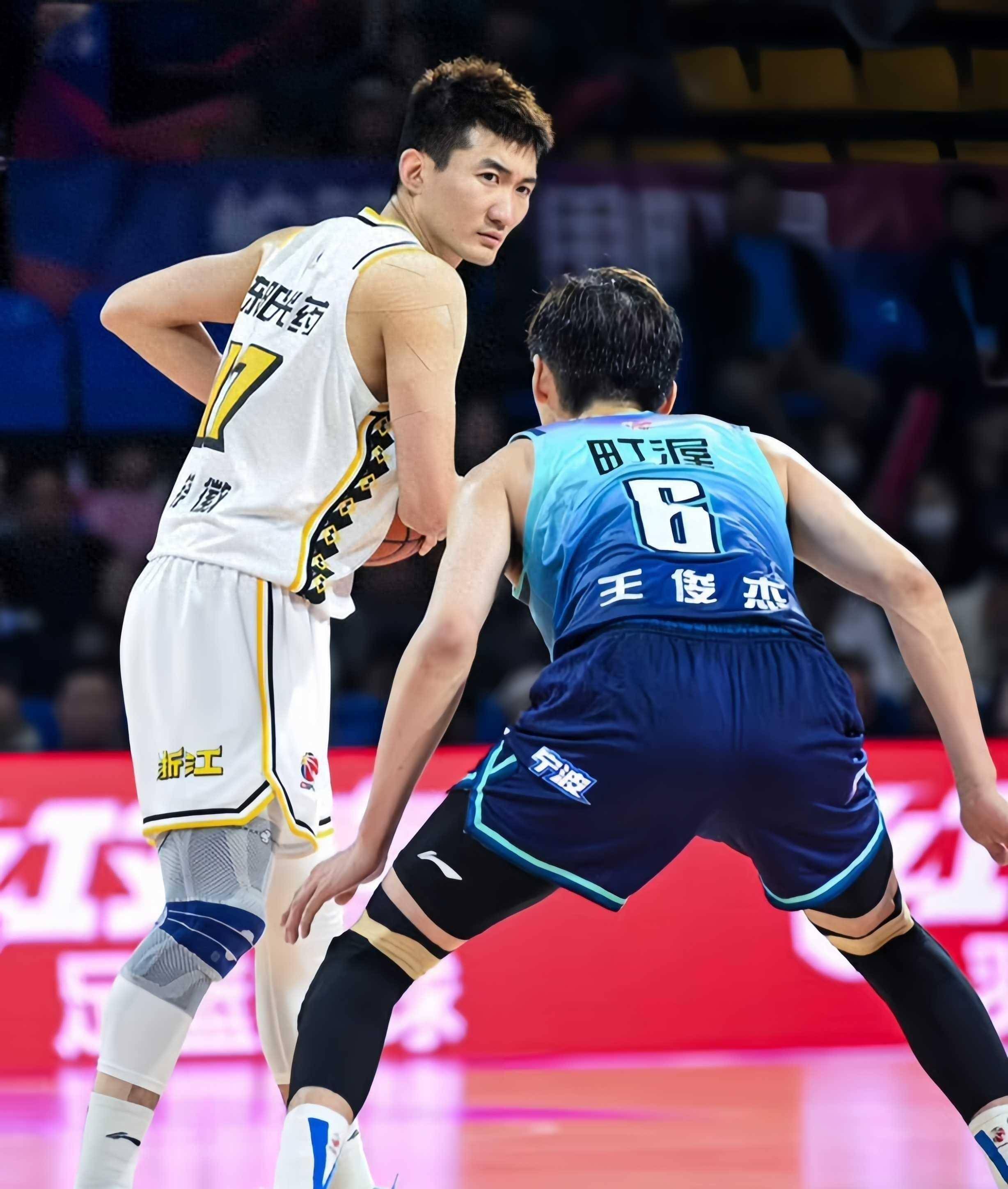 球队实力悬殊的篮球对决掀起热潮 球队实力悬殊的篮球对决掀起热潮