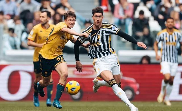 尤文图斯将挑战曼联,谁能获得胜利呢? 尤文图斯将挑战曼联,谁能获得胜利呢?