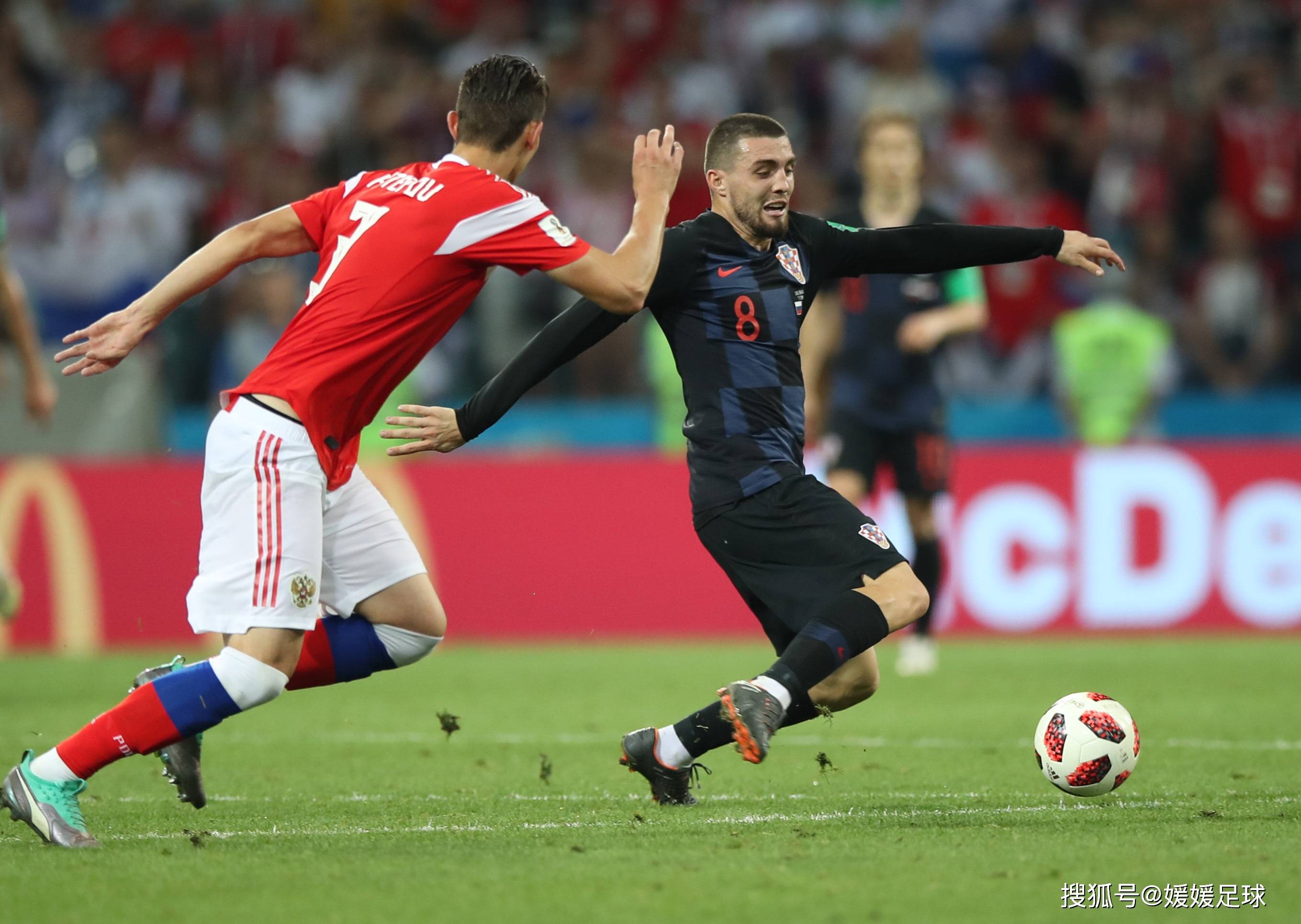 欧预赛:葡萄牙队击败克罗地亚,晋级 欧预赛:葡萄牙队击败克罗地亚,晋级