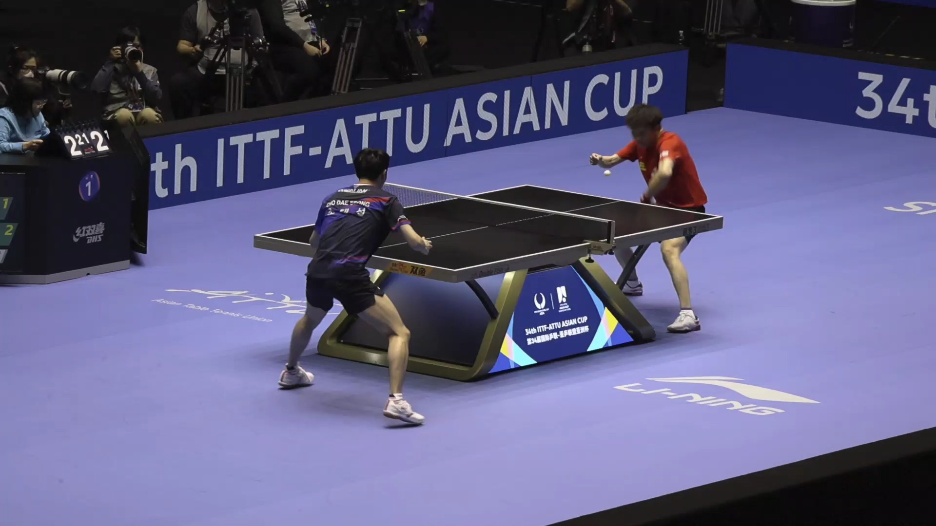 亚洲顶尖球队击败对手,稳坐榜首 亚洲顶尖球队击败对手,稳坐榜首