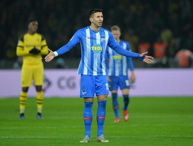 德信体育-柏林赫塔球员体能下降，主帅加强训练管理