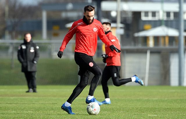 柏林赫塔球员体能下降,主帅加强训练管理 柏林赫塔球员体能下降,主帅加强训练管理