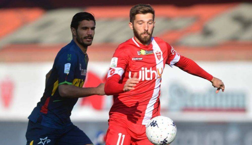 南特客场逆转斯特拉斯堡,全取三分 南特客场逆转斯特拉斯堡,全取三分