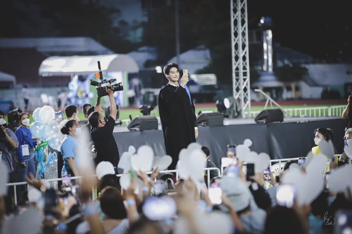 瑞士射击选手冷冷一笑,夺金称王 瑞士射击选手冷冷一笑,夺金称王