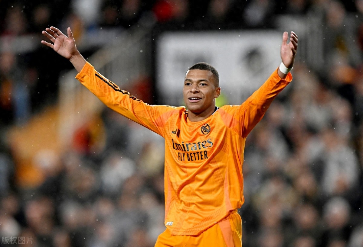 瓦伦西亚防守表现出色击败比利亚雷亚尔 瓦伦西亚防守表现出色击败比利亚雷亚尔