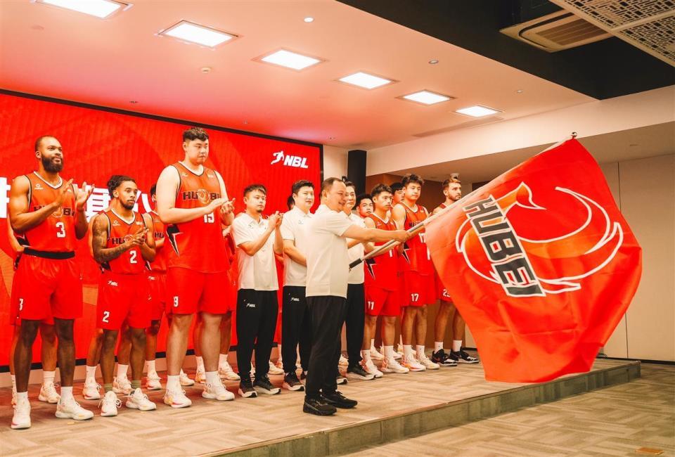 新赛季国内男篮联赛正式打响 新赛季国内男篮联赛正式打响