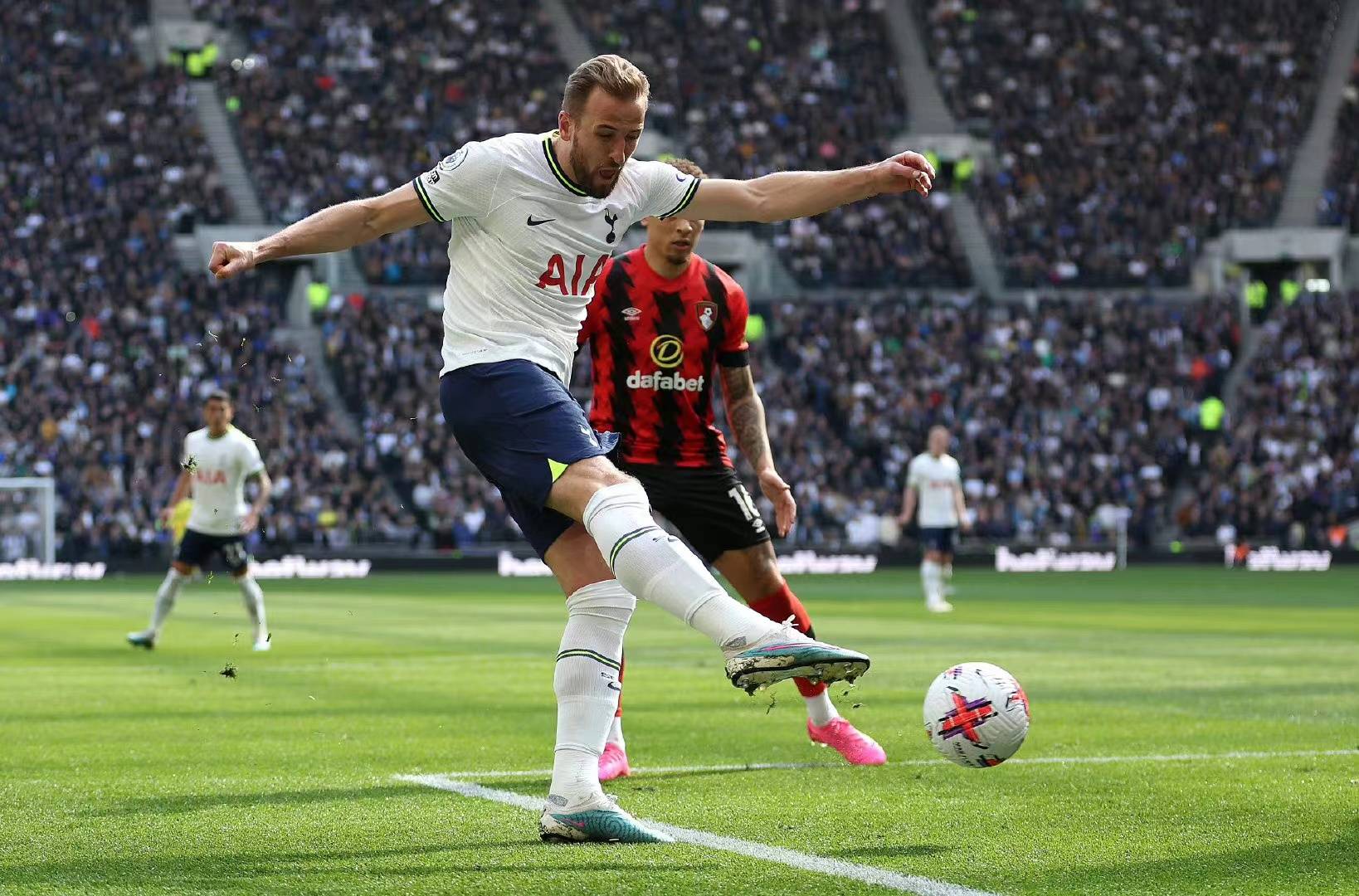 法兰克福主场轻取对手,取得关键胜局 法兰克福主场轻取对手,取得关键胜局