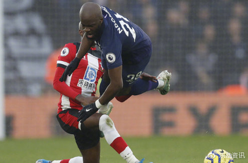 意外输球!强队犯错败局逆转 意外输球!强队犯错败局逆转