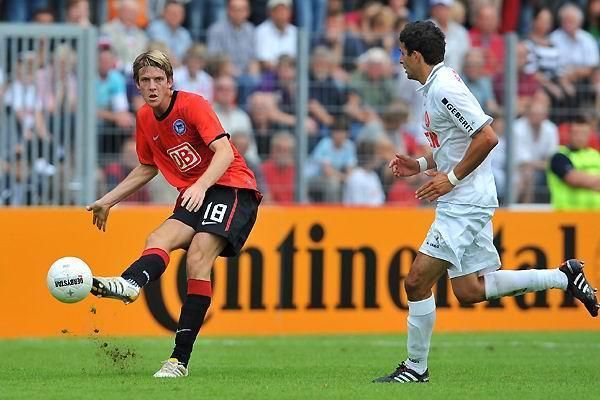 柏林赫塔队实力强劲，取得比赛胜利榜上有名