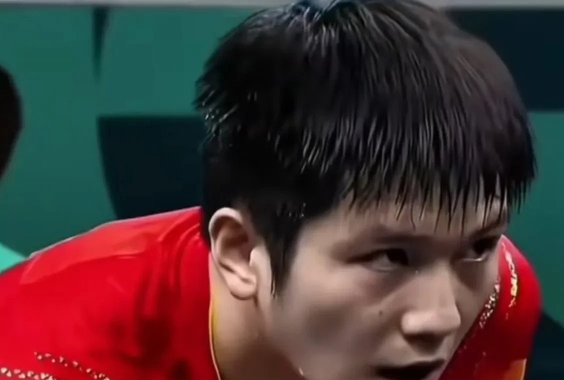 激动人心！小伙子突破自我极限