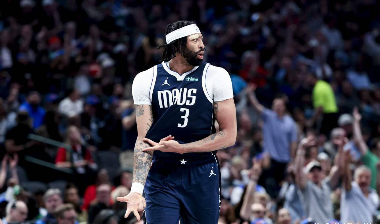 独行侠前锋获封全明星首发,实力和实力更加得到认可,展现出色表现! 独行侠前锋获封全明星首发,实力和实力更加得到认可,展现出色表现!