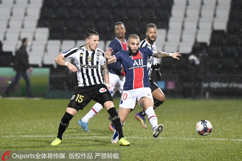 昂热痛失客场三分,保级压力骤增 昂热痛失客场三分,保级压力骤增