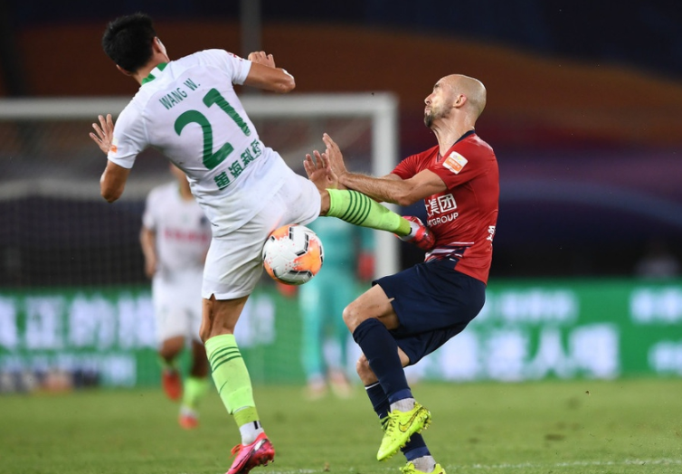 郑州峰耀主场大胜,终结中超主场不胜尴尬 郑州峰耀主场大胜,终结中超主场不胜尴尬