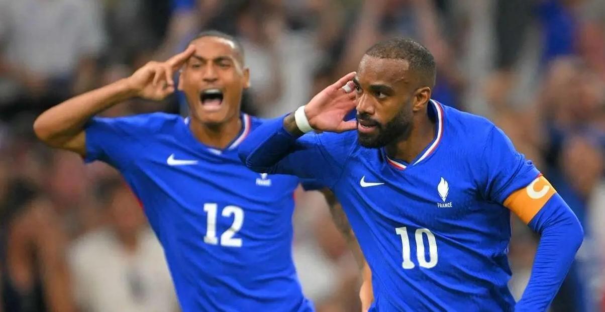 德信app下载-惊艳表现！球星独揽三射三传